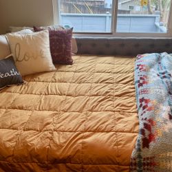 Queen Size Day Bed W/Mattress
