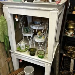 Set of 2 Large Vintage Shabby Chic End Tables