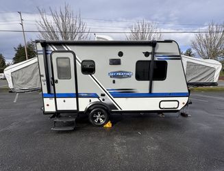2018 Jayco J Feather 17 M