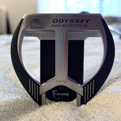 Odyssey Works 2-Ball Fang Putter