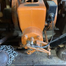 Antique Gas Engines. 