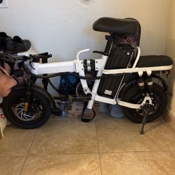 Scooter E bike