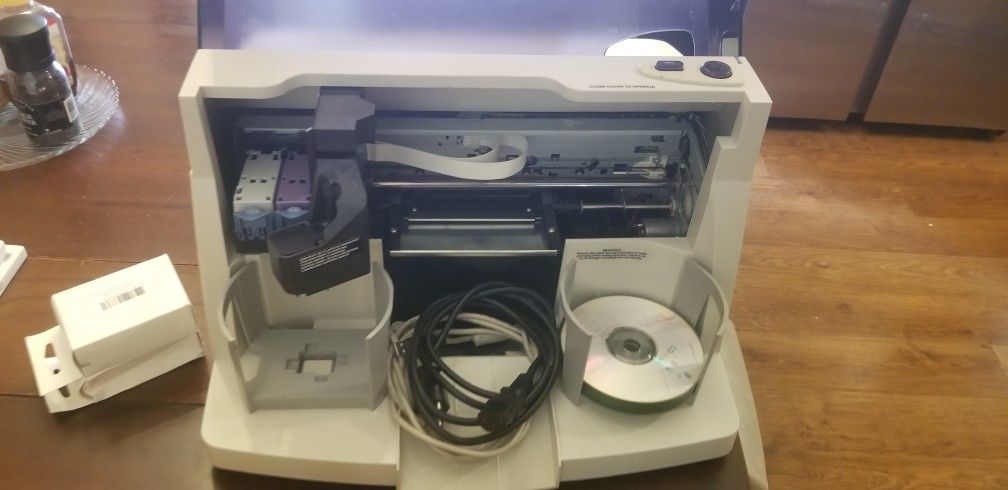 Primera BravoPro Autoprinter - Inkjet Disc Printer