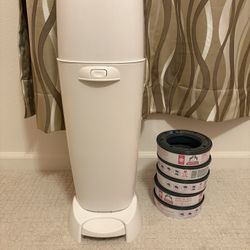 Diaper Genie Complete Diaper Pail With Refills