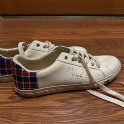 Tommy Hilfiger, White Shoes , Size 10