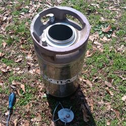 5-gallon Home Brew Keg - 8 Available