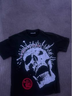 Hellstar tee Size small