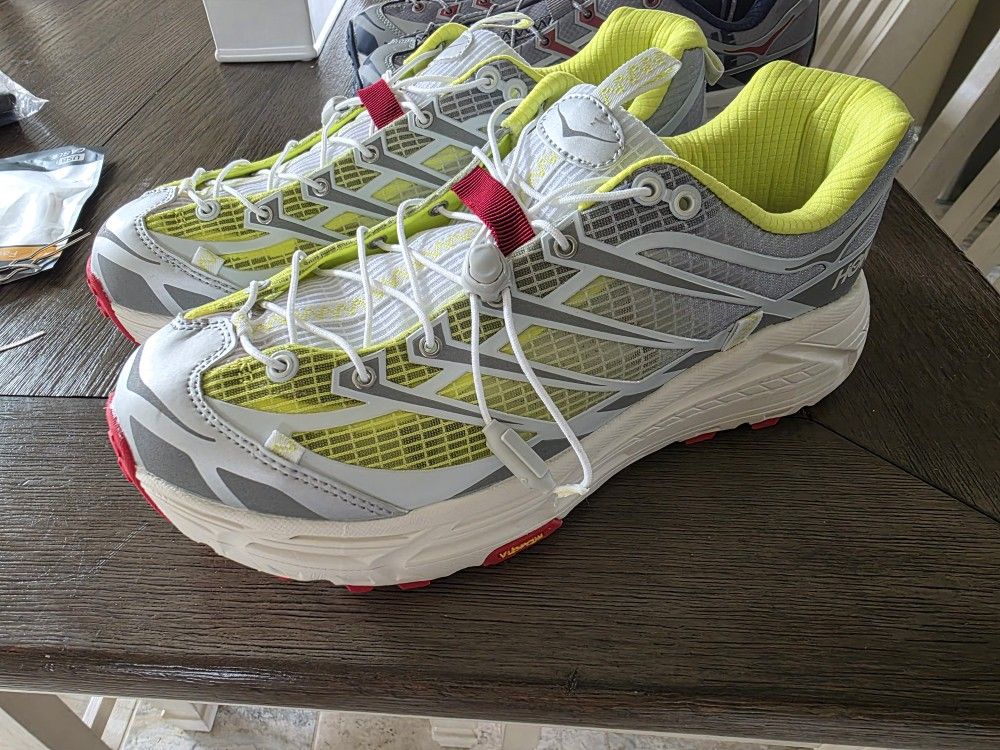 HOKA Mafate SPEED ..MEN'S.. size 11(New)