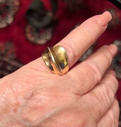 14k solid gold 7.8-1/2 grams