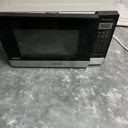  Brand New Panasonic Inverter 1200 W Microwave