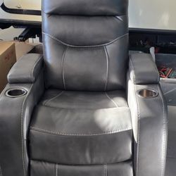 2 Gray Recliners