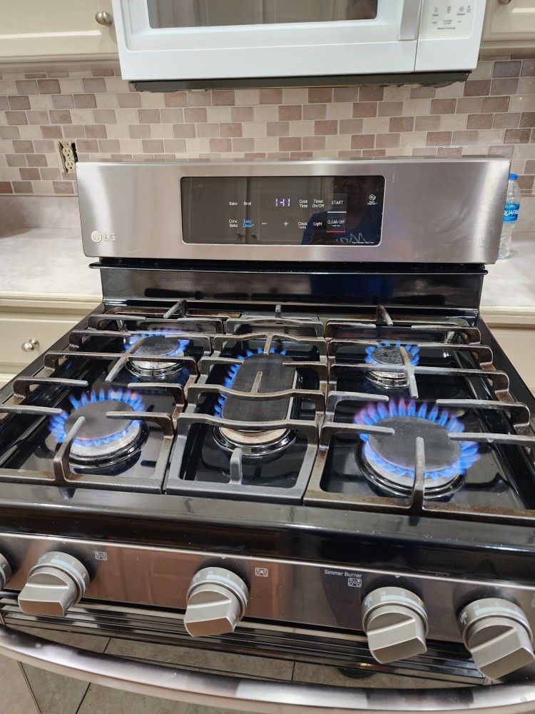 LG GAS STOVE for Sale in Clermont, FL OfferUp