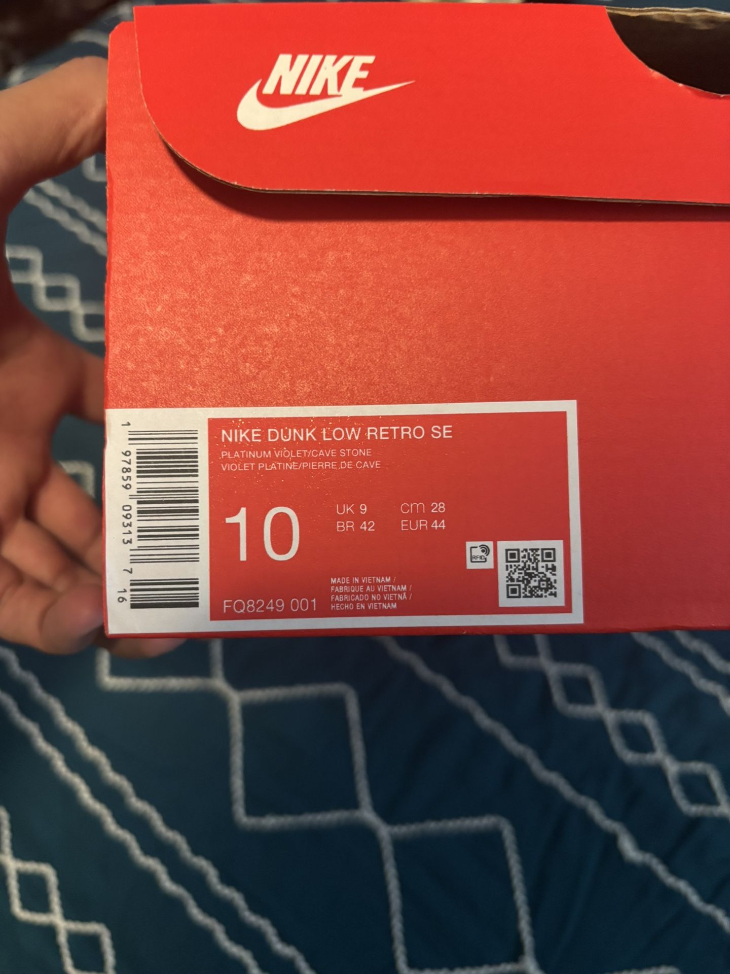 Nike shoes