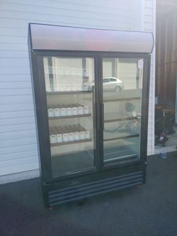 Large double door commercial fridge refrigerator good working