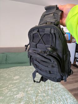 Single strap bag