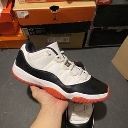 Jordan Concord Bred 11 Low size 11 USED But Clean