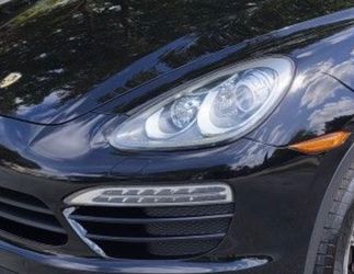 2012 Porsche Cayenne Headlights Only