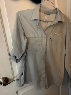 Women’s Sz M Columbia button down cooling shirt