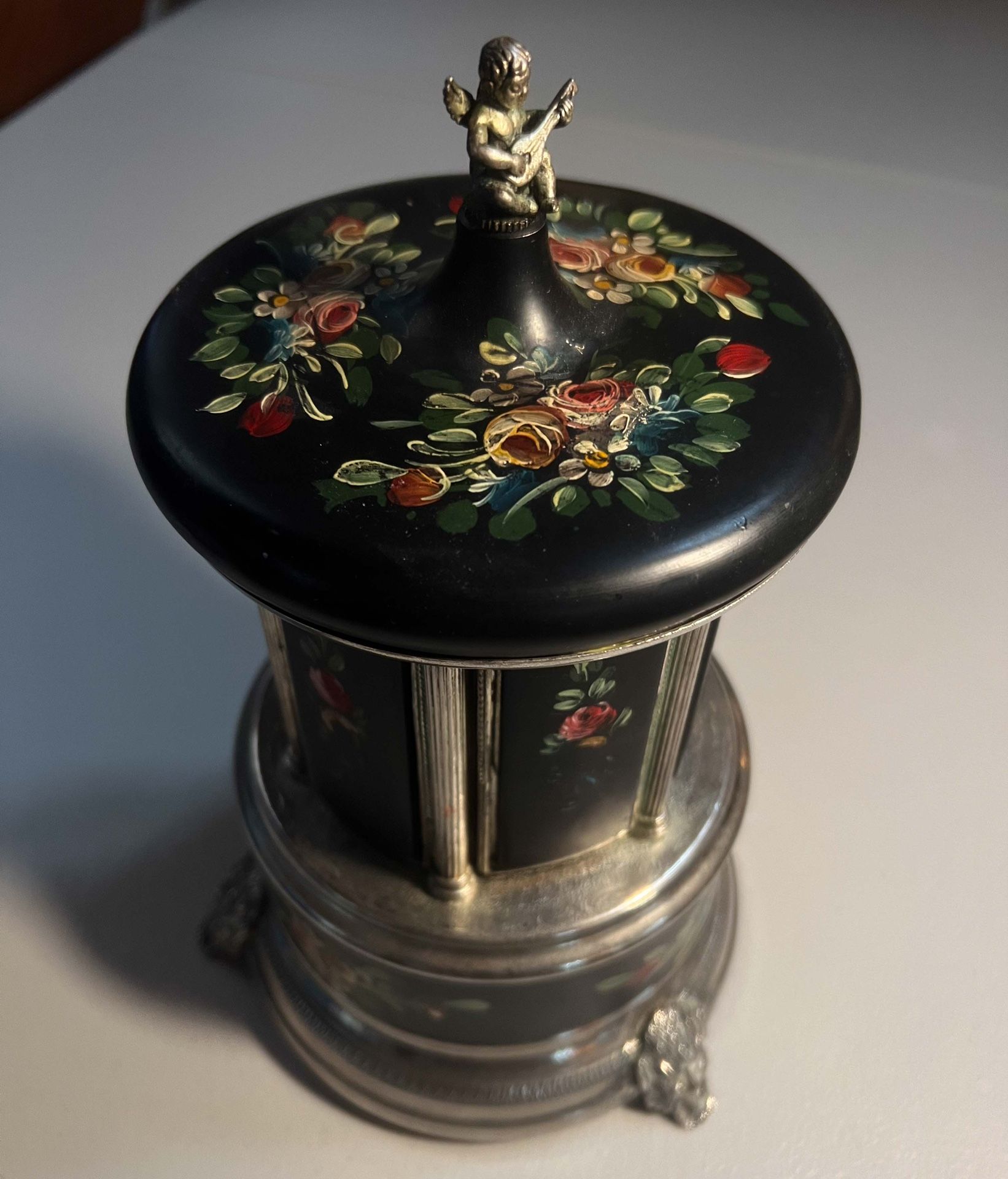 Reuge carousel music box for sale