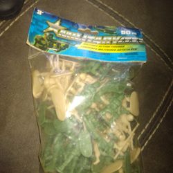 50 Army Men New Never Opened 