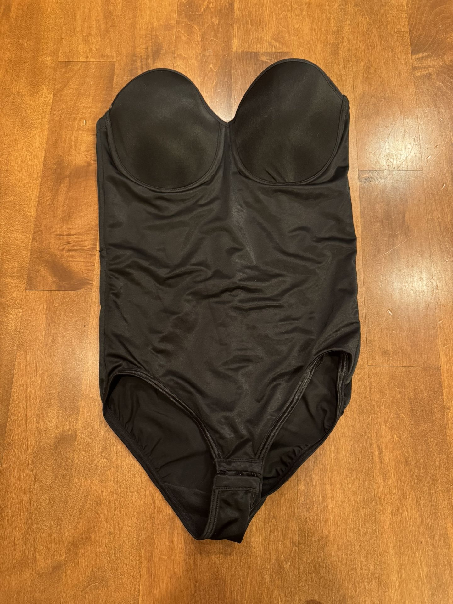 Woman’s Flexees By Maidenform Shapewear Shipping Available