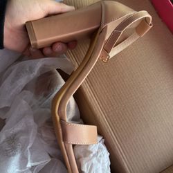 Nude block open toe heels 