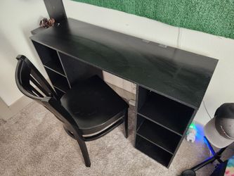 Desk & Chair