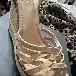 Vince Camuto Wedges 