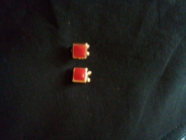 Vintage Clip On Earrings