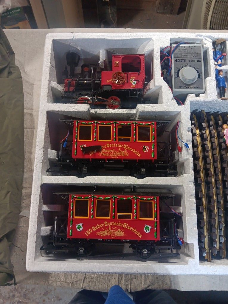 LGB Christmas Starter Set