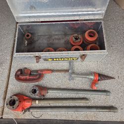 Ridgid Hand Pipe Threading /Threader Set