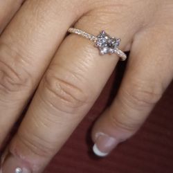 Heart Shaped Engagement Ring 1 carat