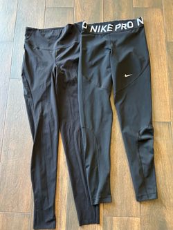 Lululemon/Nike