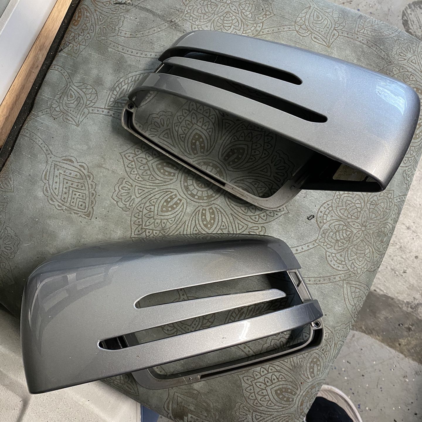 W204 C300 Mercedes Benz Mirror Cover