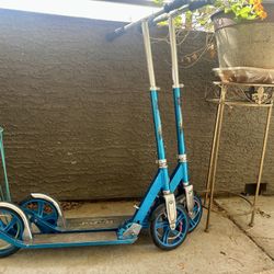 Scooters 
