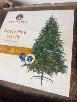 Christmas Tree 12ft