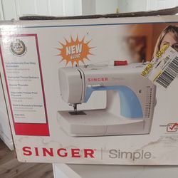 SINGER MODEL # 3116 SEWING MACHINE
