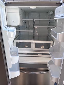 FRIGIDAIRE GALLERY  REFRIGERATOR