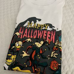 Disney Women Small Tshirt Halloween 