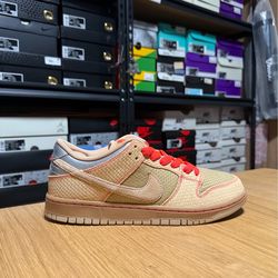Nike SB Dunk low Som Tum 9M
