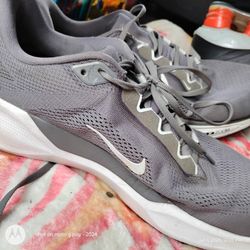 Men's / Boys Shoes 