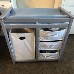 Baby Changing Table With Dwars And Dirty Clothes Hamper
