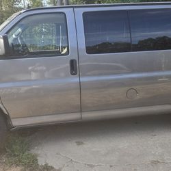 2011 Chevrolet Express 1500