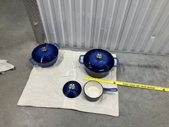 Carolina Cookware enameled cast iron Dutch oven or French oven