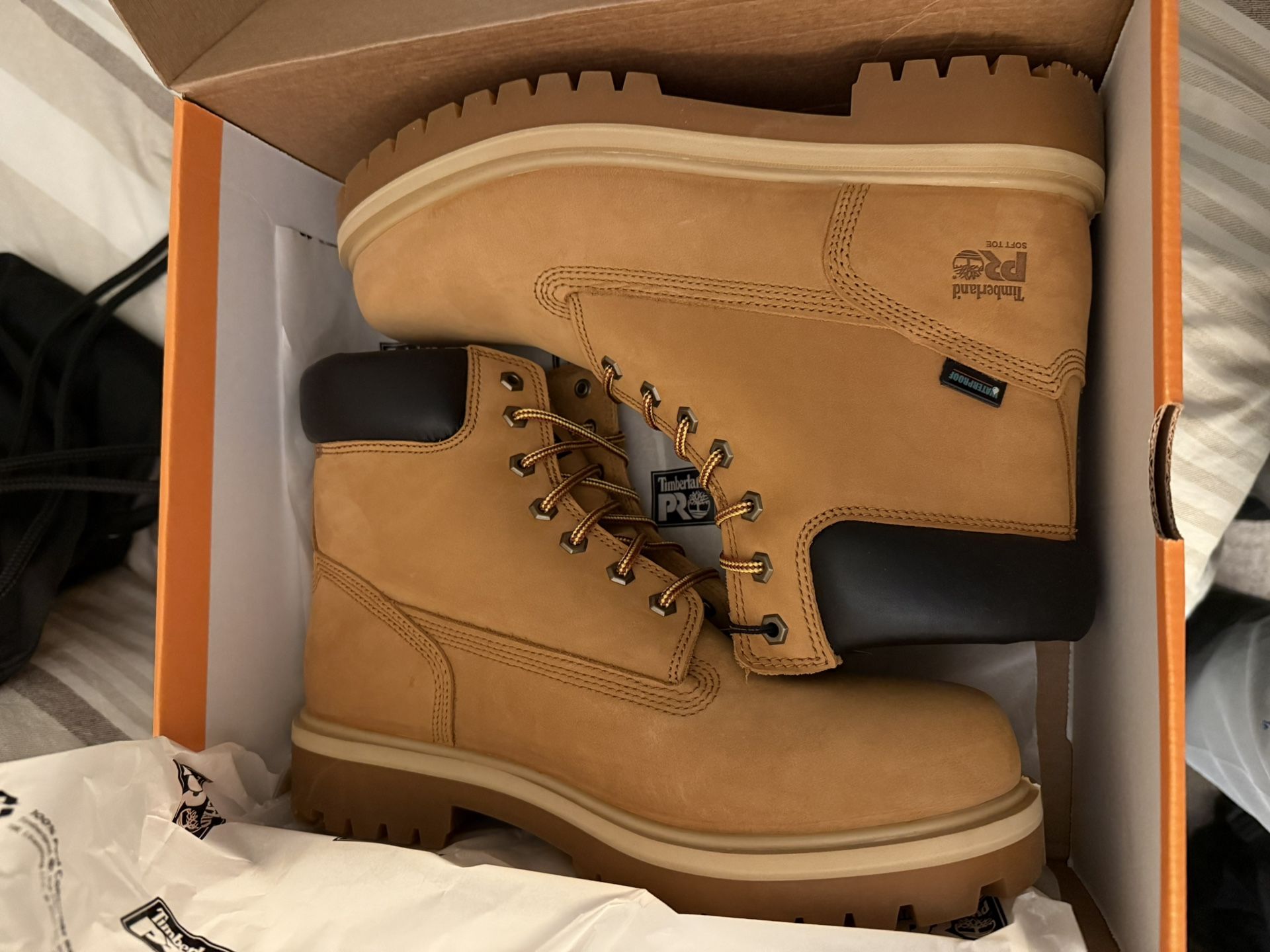 NEW - Timberland PRO Men's 6 Direct Attach MaxTRAX Soft Toe Waterproof Boot