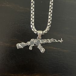 (.925) Floral AK47 Pendant With 24” Box Chain
