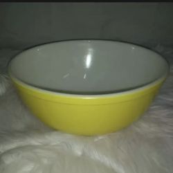 Vintage Pyrex Large Mixing Bowl Yellow Primary Colors 404 A-8 Heavy Paint Wear