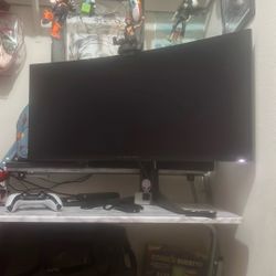 32 In Gaming Monitor Alien 