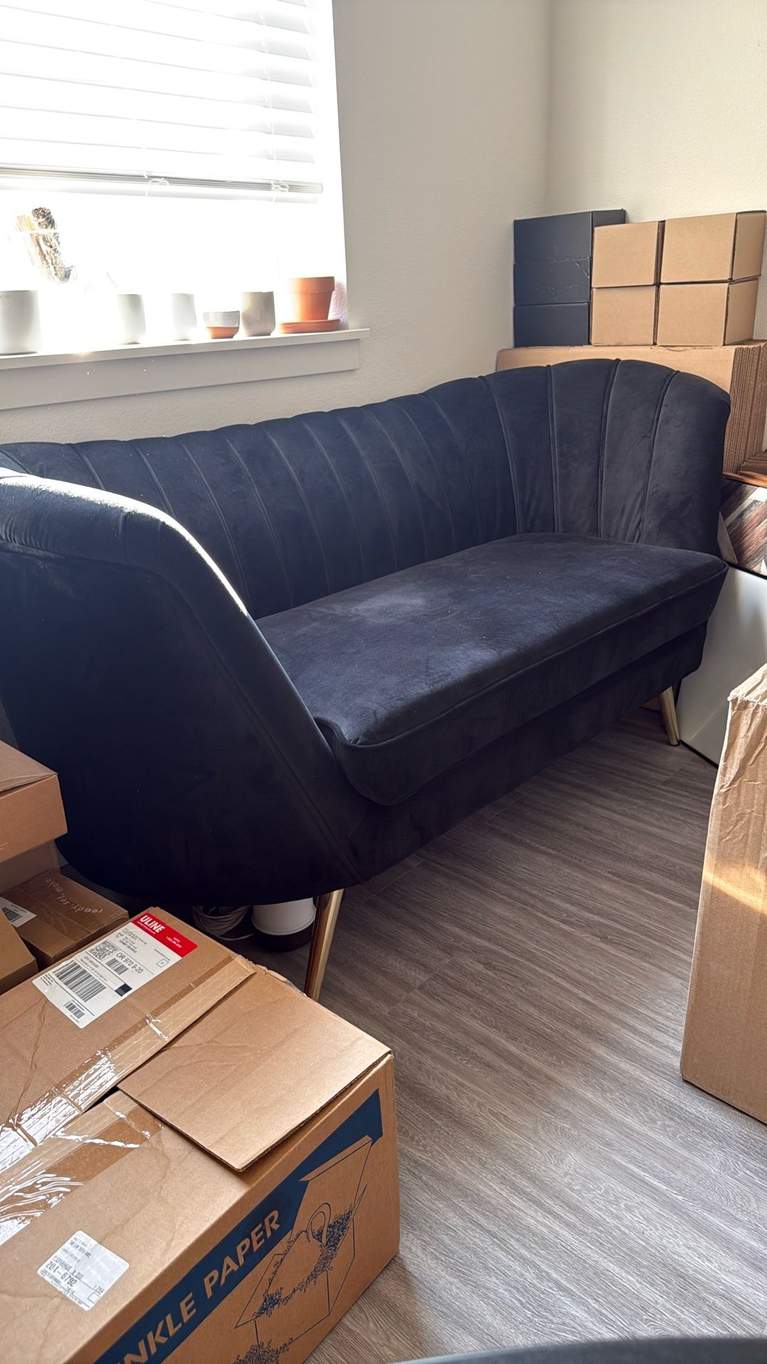 Black velvet flare arm loveseat