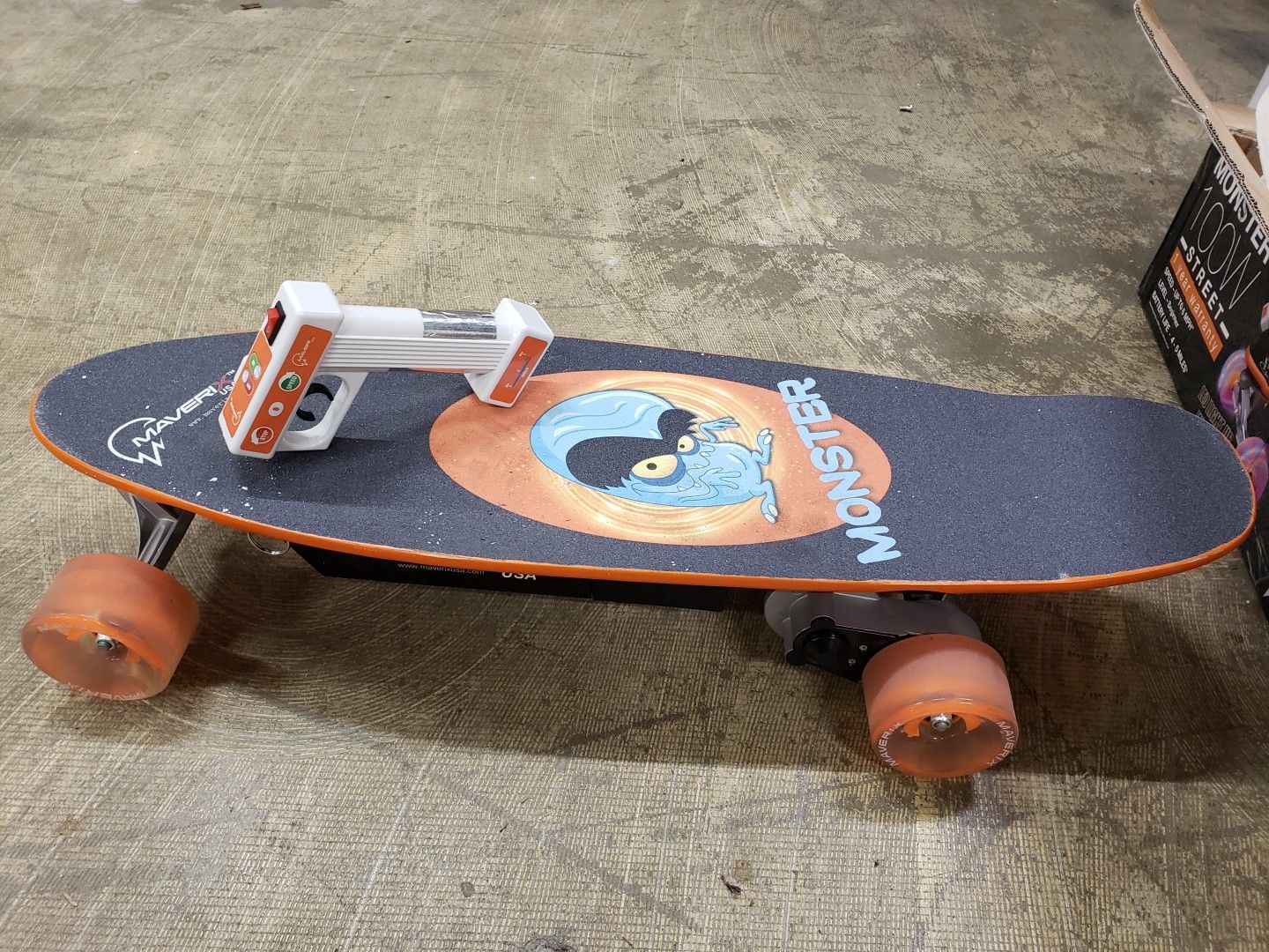 Maverix Monster Electric Skateboard with charger. $60 FIRM